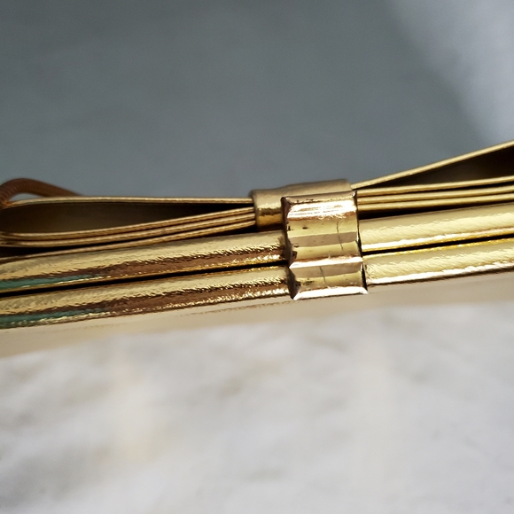 Harry Levine gold evening purse bow accent - Picture 5 of 8